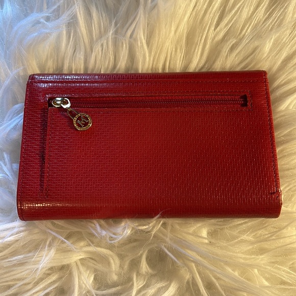 Metrocity Women Wallet in Red - Picture 10 of 12